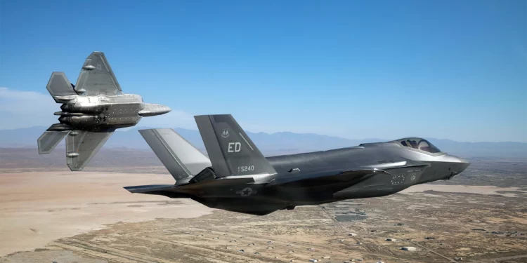 F-22 Raptor y F-35 Joint Strike Fighter: Superioridad técnica