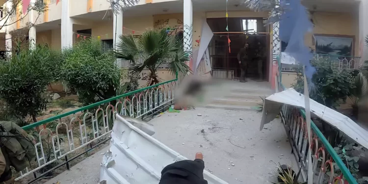 Hamás ataca a soldados de Israel desde una escuela en Gaza