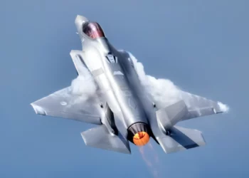 F-35 “Frankenbird”: Reconstruido con dos mitades diferentes