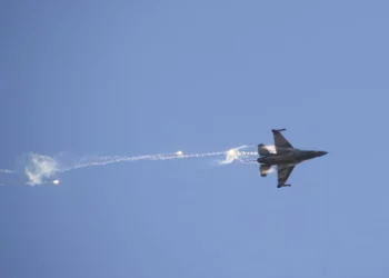 Las FDI atacan Líbano después de que Hezbolá lanzara drones cargados de explosivos a través de la frontera