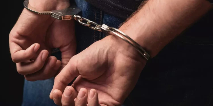 Árabe israelí detenido y procesado por identificarse con el ISIS