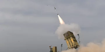 Los misiles de la Cúpula de Hierro en acción