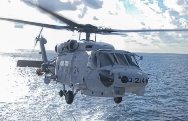 Japón completa helicóptero marítimo SH-60L de Mitsubishi