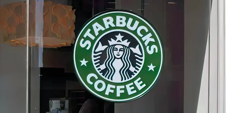 Starbucks se desploma por apoyo de empleados a Hamás
