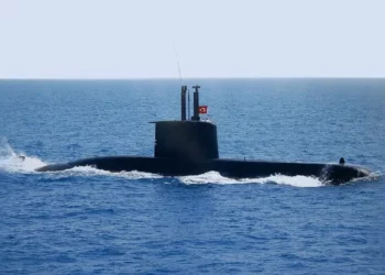 Submarino turco TCG Preveze lanzará torpedo Roketsan Akya