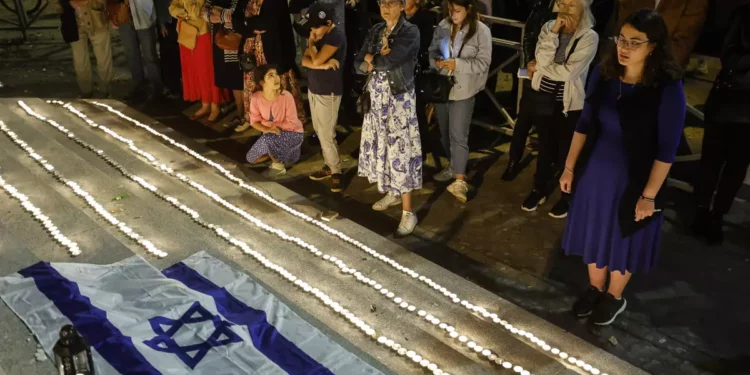 Los actos antisemitas se cuadruplicaron en Francia el año pasado