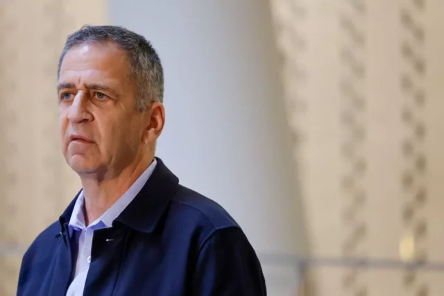 Kohavi, ex jefe de las FDI, dice que la investigación del 7 de octubre debe examinar las decisiones que tomó mientras estaba al mando