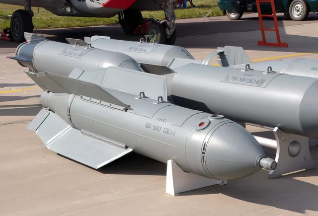 Rusia produce en serie bomba “Drel” para usar en Ucrania
