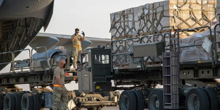 EE. UU. llega a un acuerdo para ampliar la presencia militar en la base aérea qatarí