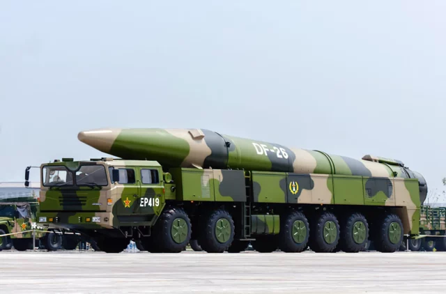 El misil DF-26 de China: Un asesino de portaaviones
