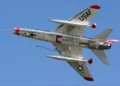 El F-100 Super Sabre: El primer caza supersónico