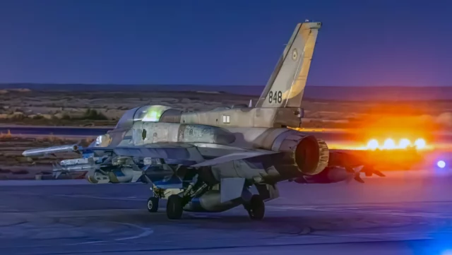 Israel colocó cuatro GBU-31 JDAM bajo las alas de sus F-16
