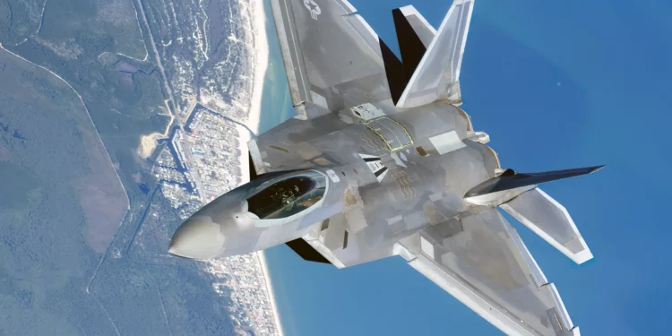 La invulnerabilidad del F-22 Raptor sobre Yemen