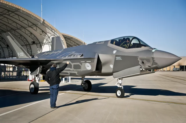 Rumanía compra 32 cazas F-35A a EE. UU. por $7.200 millones