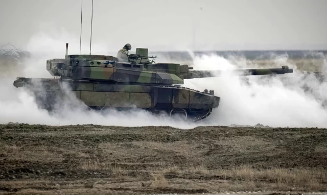 El tanque francés Leclerc desborda potencia de fuego