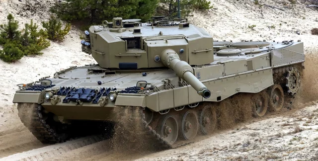 La 155ª Brigada de Ucrania perfecciona tácticas del Leopard 2A4