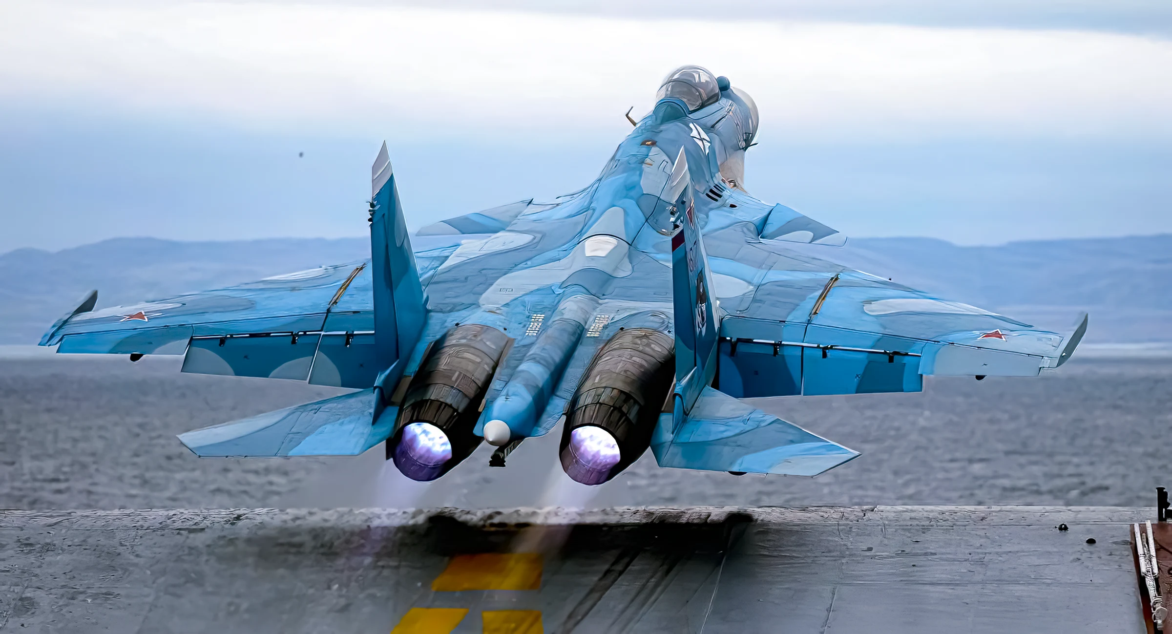 Su-33 en el Admiral Kuznetsov: La peor combinación de Rusia