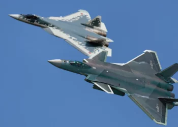 El Su-57 ruso y el J-20 chino desafían a EE. UU. en los cielos