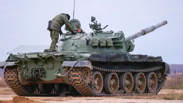 Tanques T-62: La desesperada jugada de Rusia en Ucrania