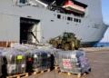 Reino Unido envía el primer cargamento marítimo de ayuda humanitaria a Gaza