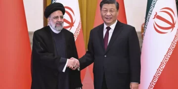 China presiona a Teherán para que frene los ataques hutíes al transporte marítimo