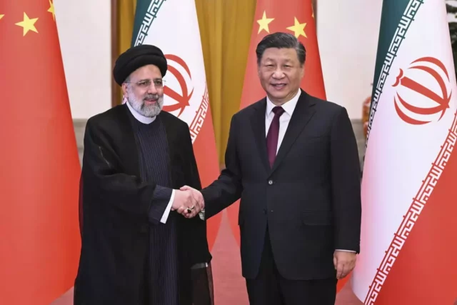 Irán le dice a China que está dispuesto a ejercer moderación contra Israel