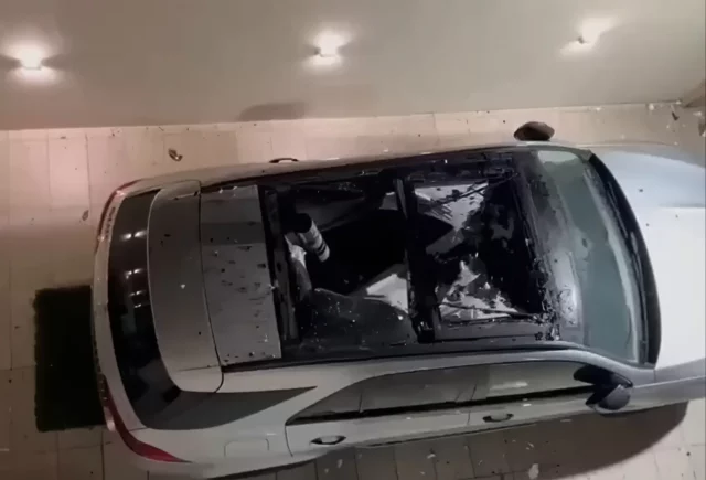 Fragmento de cohete interceptado cae sobre un coche en Ashkelon
