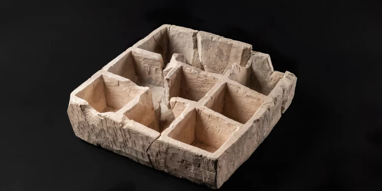 Rara caja de mercaderes del Segundo Templo expuesta en el Museo de Israel