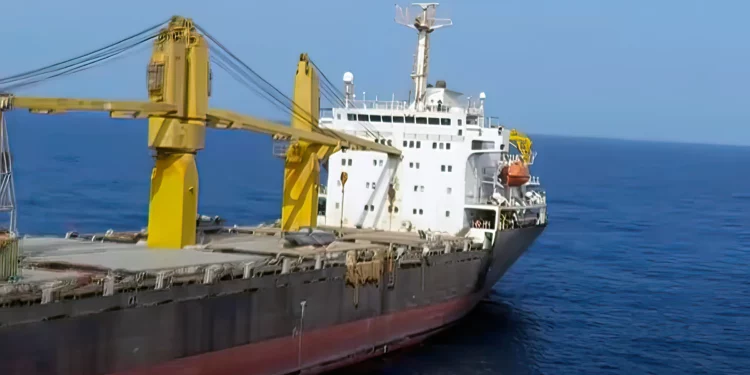 Teherán amenaza a EE. UU. para que no ataque a dos cargueros vinculados a Irán en el mar Rojo