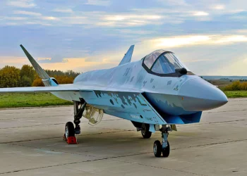 Moscú “otorga” Su-75 equipado con el “pionero” AAM RVV-MD2