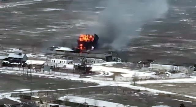 Operativos ucranianos destruyen material blindado ruso con drones