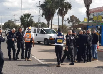 Terrorista palestina acribilla a judíos en parada de autobús: Un muerto y varios heridos