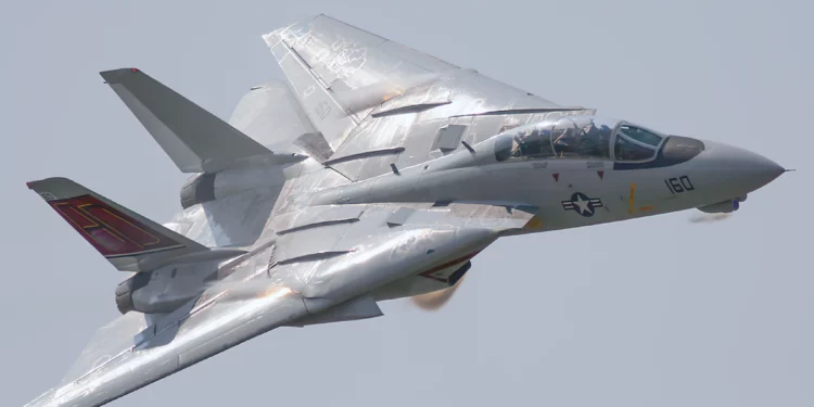 El F-14D Super Tomcat: vigente en la aviación militar