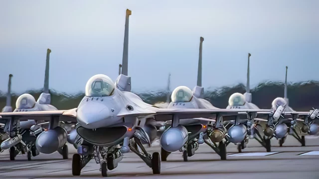 Bulgaria recibirá tres cazas F-16 Block 70