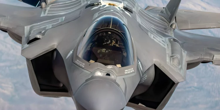 EE. UU. aprueba la venta de 40 cazas F-35 por $8.600 M a Grecia