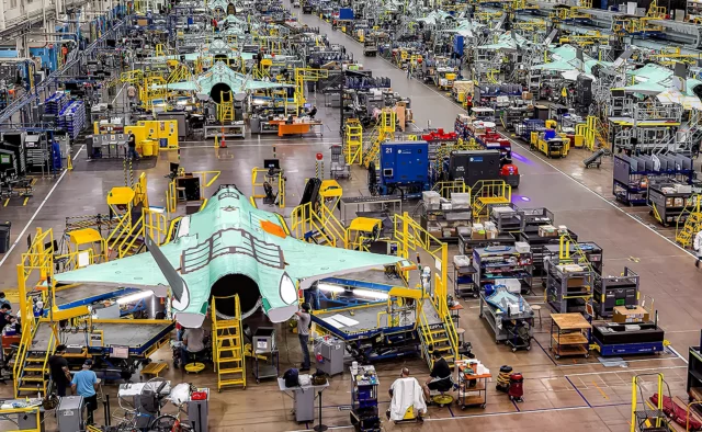 Aranceles al acero elevan costos de F-35 y Abrams