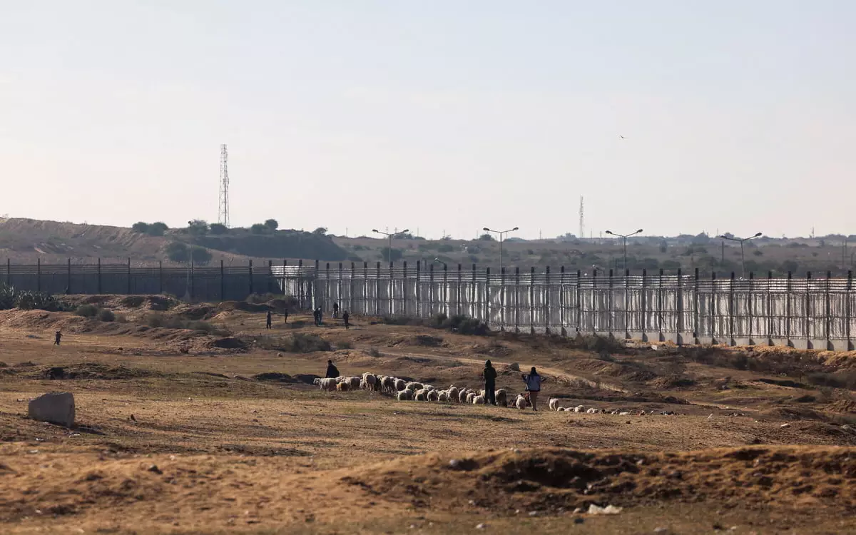 Egipto teme que los gazatíes asalten la frontera cuando las FDI amplíen la operación de Rafah