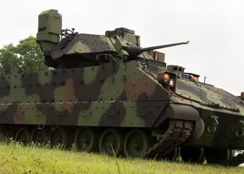 Ejército de EE. UU. equipará los Bradley con el APS Iron Fist actualizado