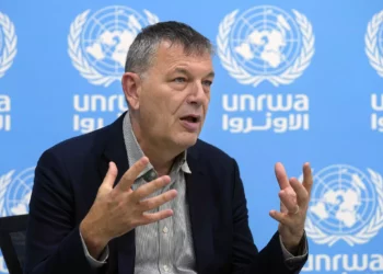 Jefe de la UNRWA visita EAU, Qatar y Kuwait para recabar fondos “para estabilizar la región”