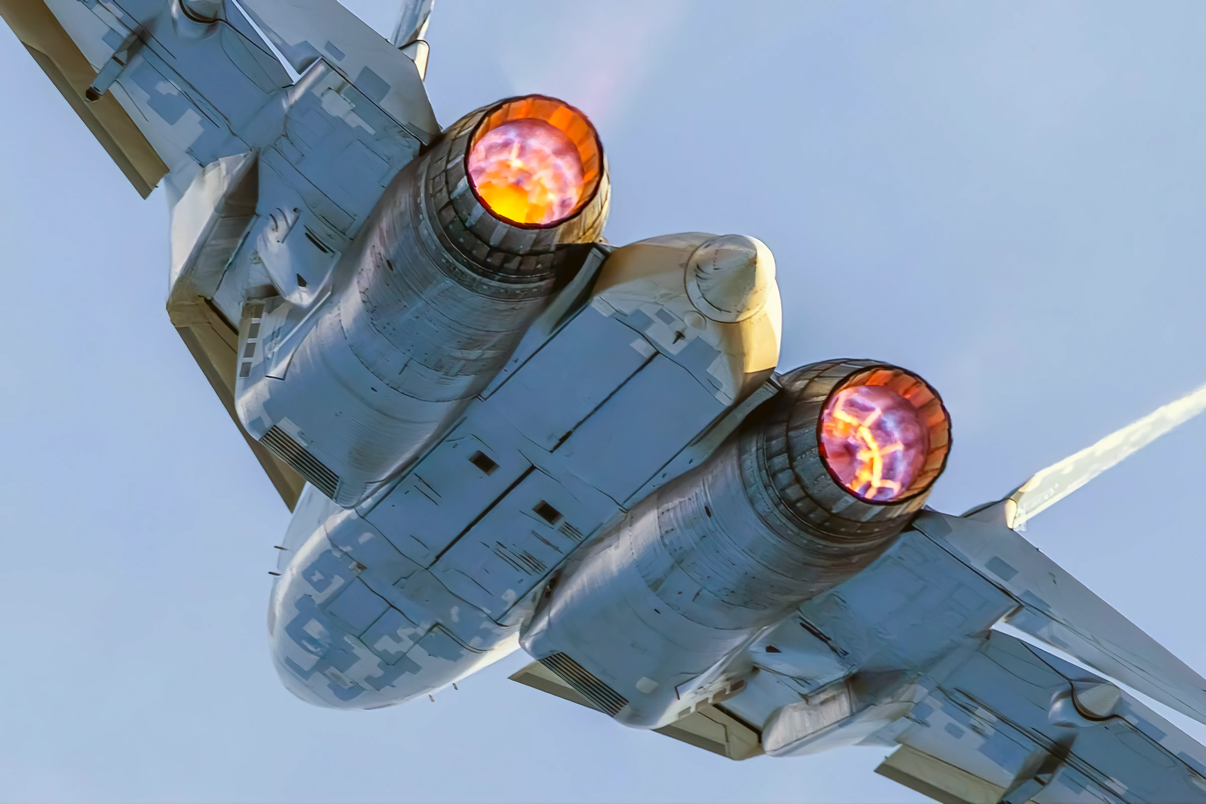 El nuevo motor AL-51F1 del Su-57 le permite volar a Mach 2