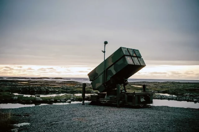 España fortalece defensa aérea con modernización de sistemas NASAMS