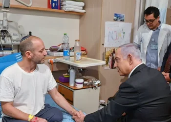 Reservista herido pide a Netanyahu que no detenga la guerra
