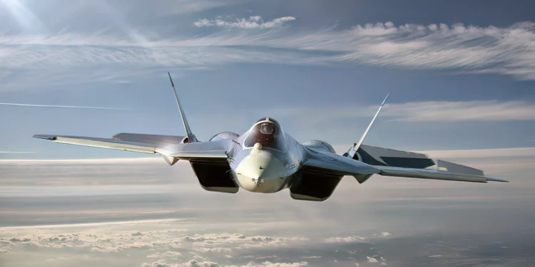 El Su-57 Felon: Un león sin garras en la era de los cazas furtivos
