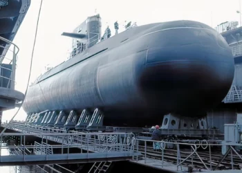 Entra en servicio primer submarino diésel-eléctrico de Rusia