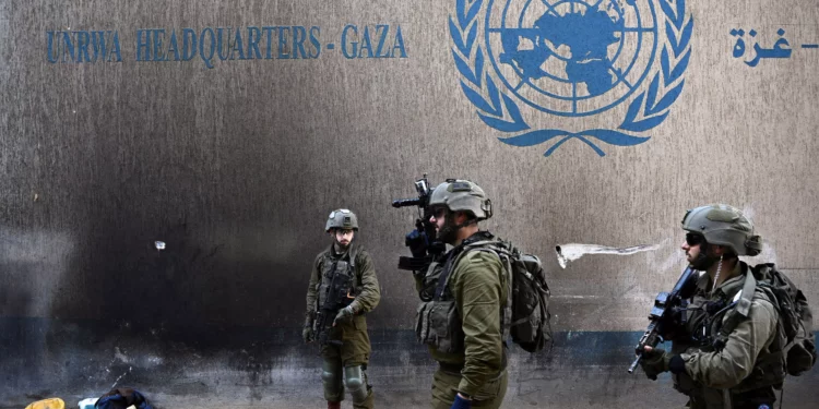 Israel detiene a ocho empleados de la UNRWA por vínculos con Hamás
