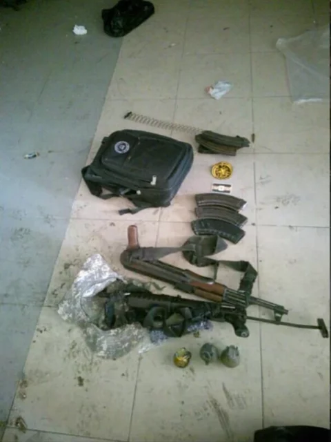 Armas de Hamás en área de resonancia magnética del hospital Shifa