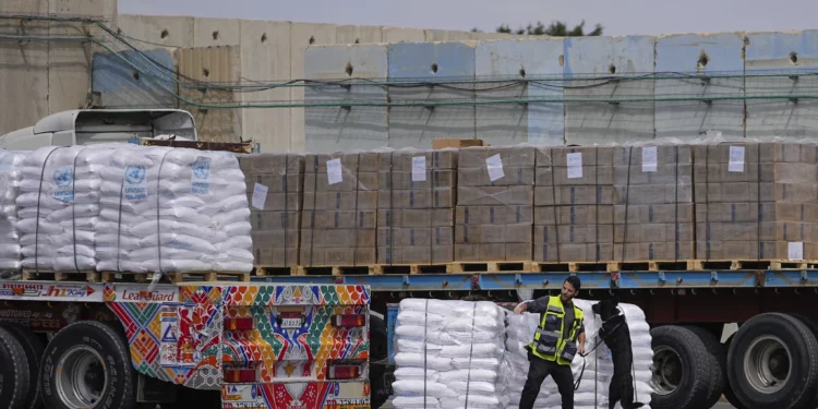 Enviada checa dice que no ha visto límite israelí a la ayuda que llega a Gaza