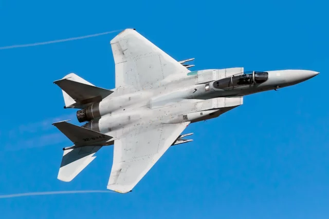 EPAWSS de BAE Systems para cazas F-15 completa las pruebas