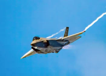 El caza furtivo F-35 ya puede lanzar bombas nucleares