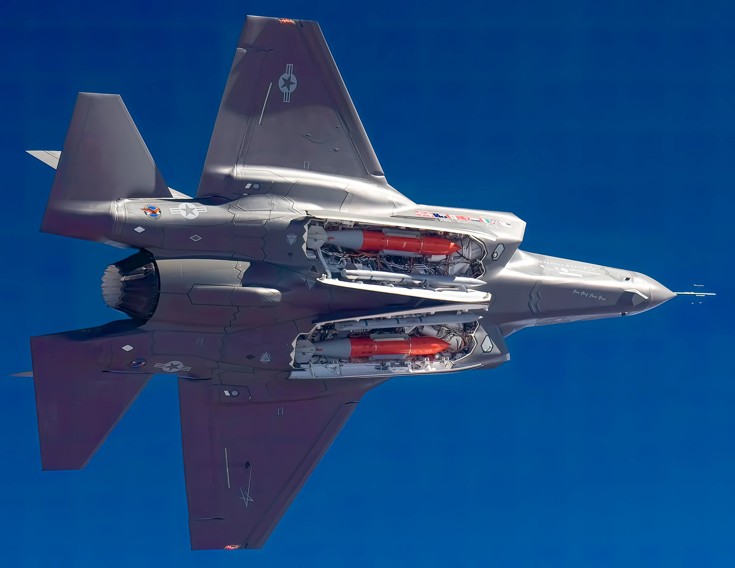El nuevo avance nuclear del F-35A derriba a los Su-57 y J-20